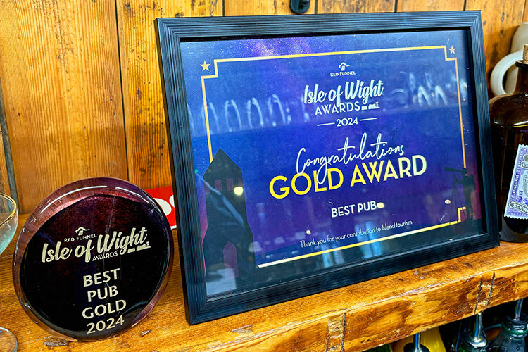 Dairyman's Daughter Wins Best Pub at the Red Funnel Awards 2024
